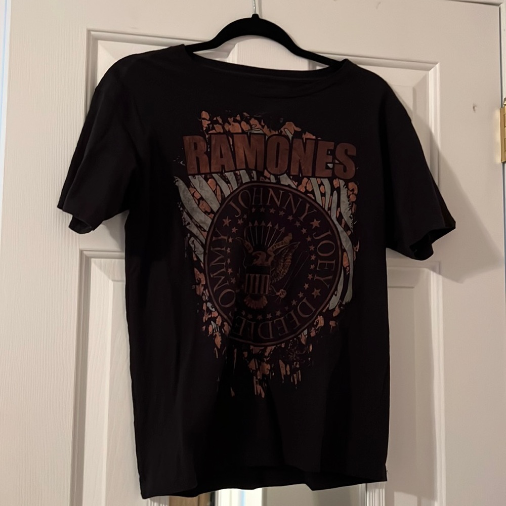 Ramone’s Tee